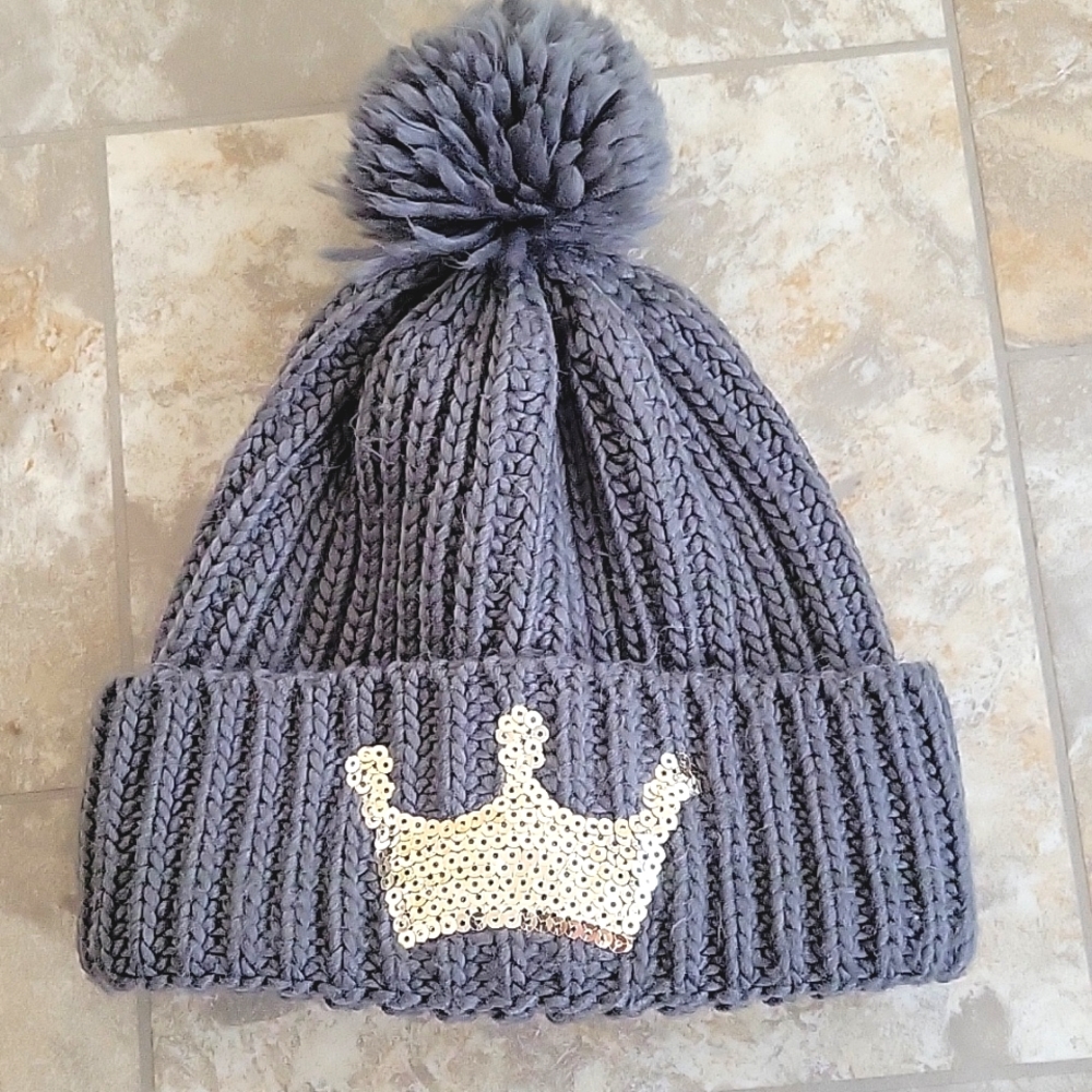 Disney Princess Couture cable knit hat